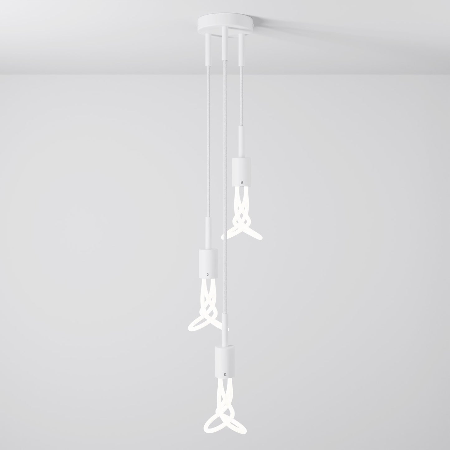 001 - Triple pendant lamp