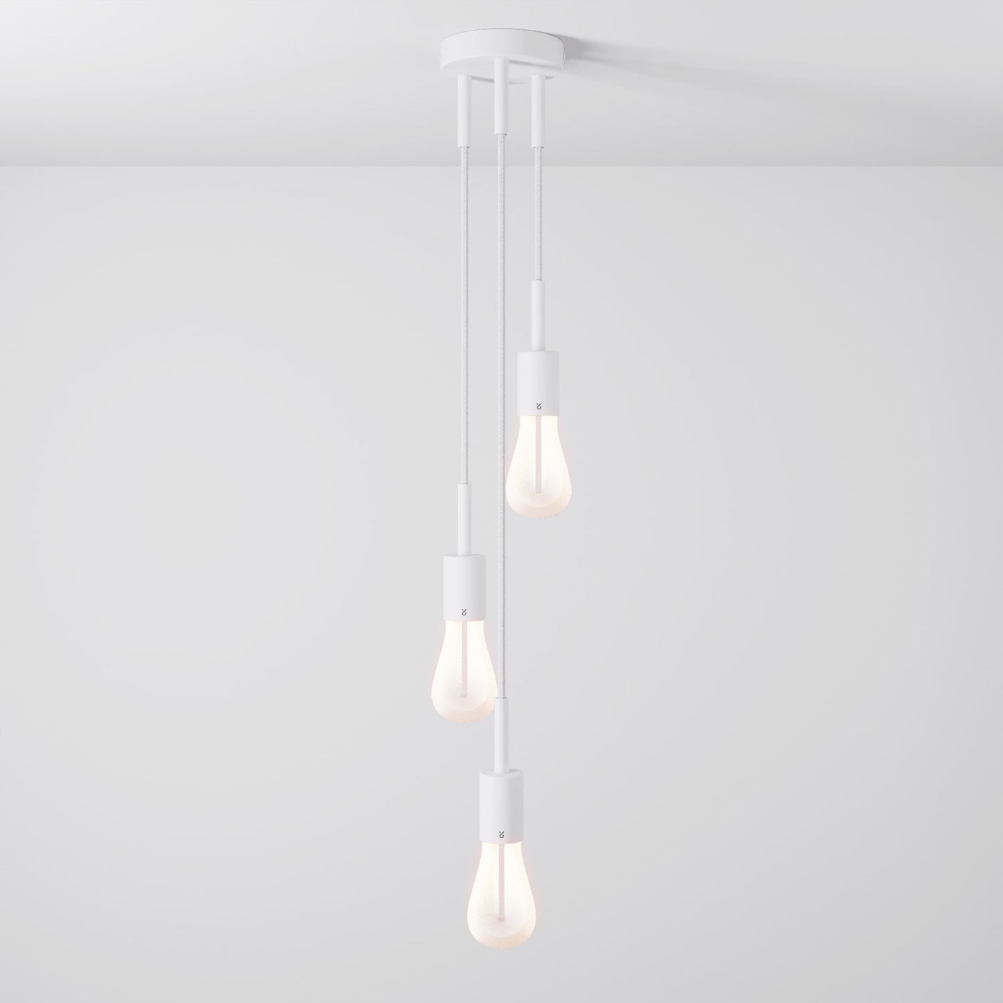 002 - Triple pendant lamp