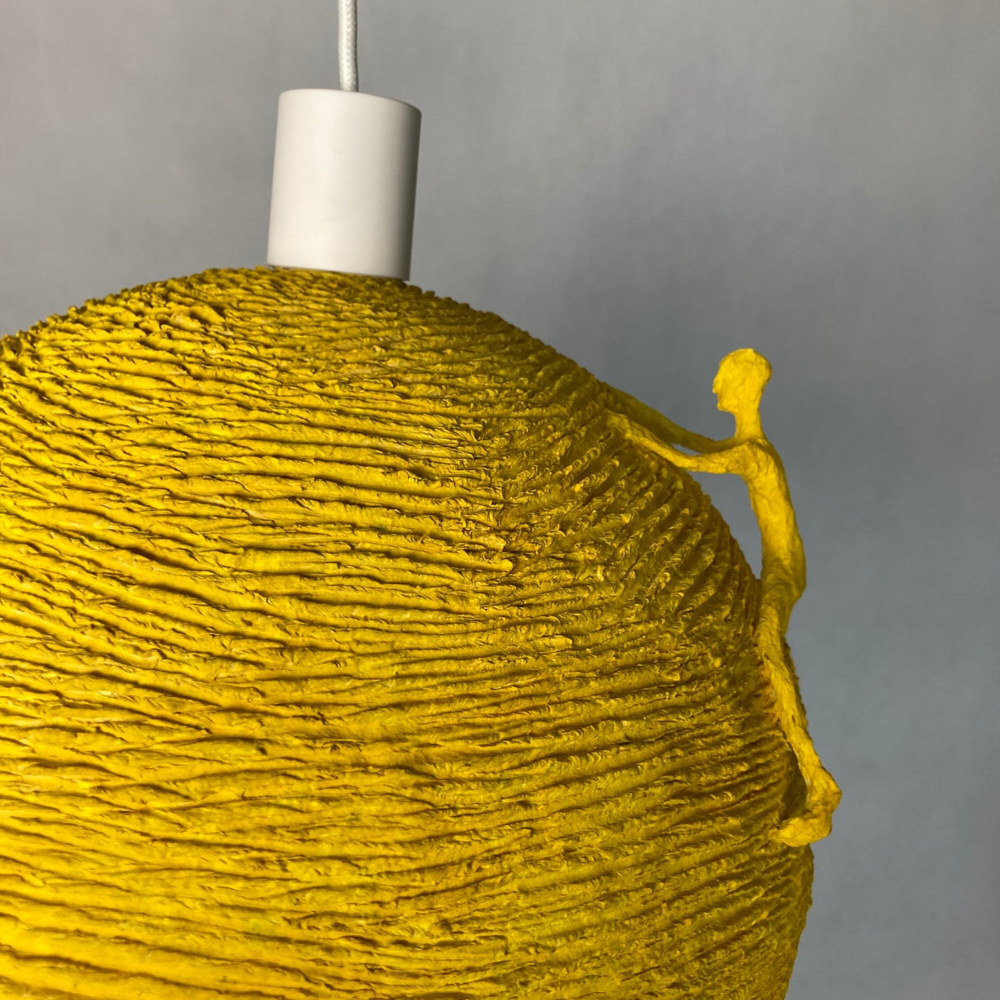 SKRUPKA artlight “yellow with figure”