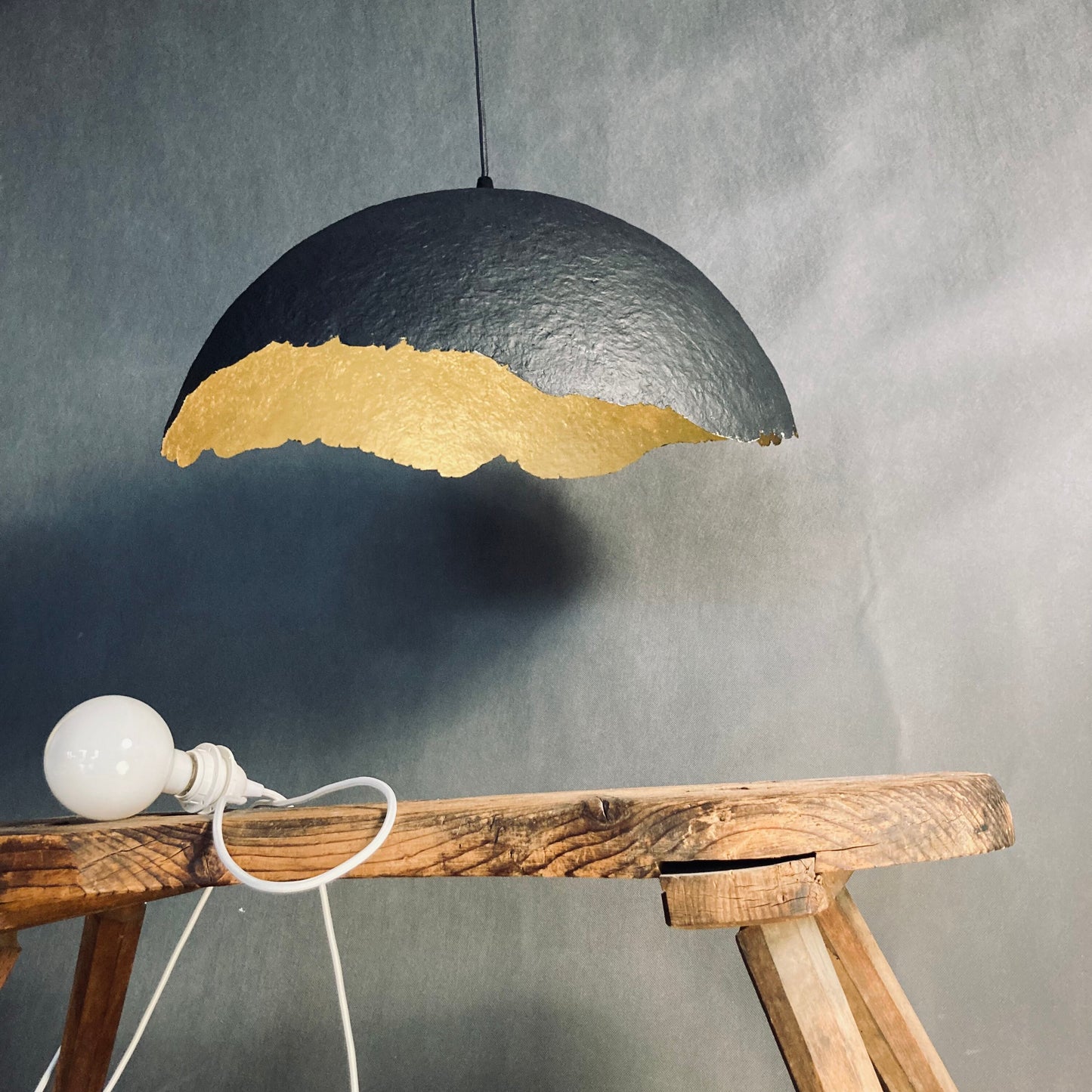 SKRUPKA artlight “black gold shell”