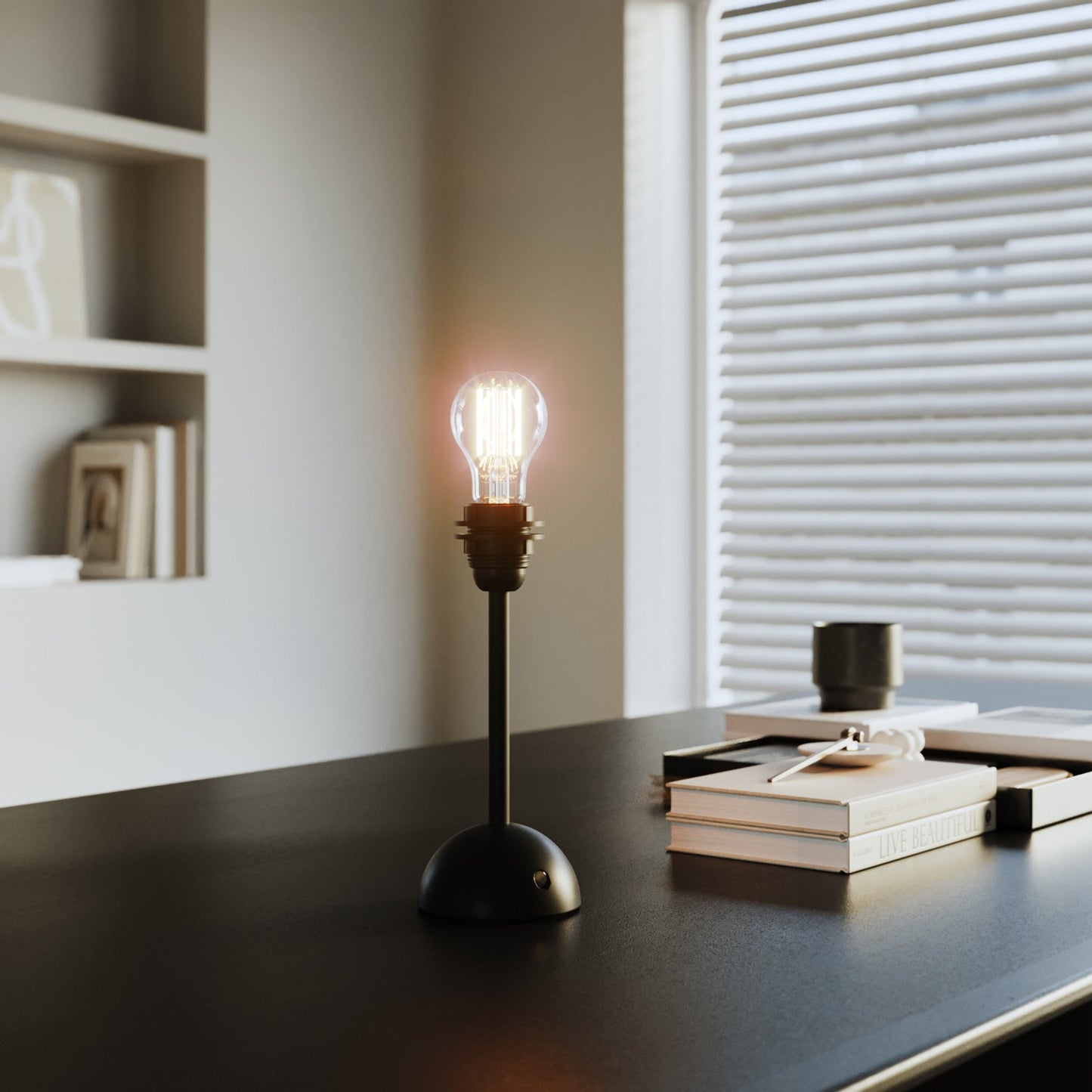 Base per lampada portatile e ricaricabile Cabless12 con predisposizione per paralume - Nero