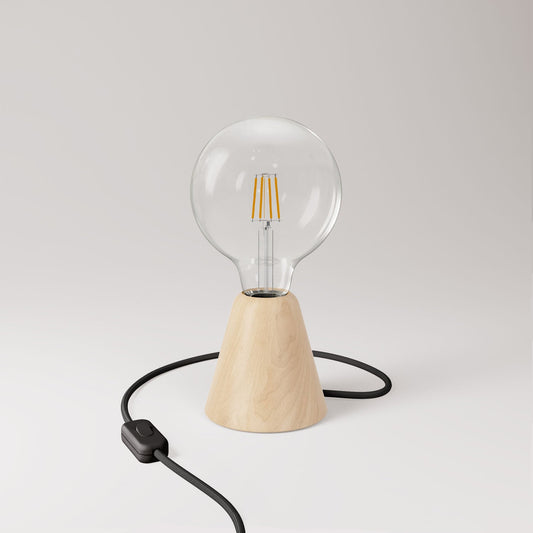 Lampada da tavolo con base in ontano, lampadina trasparente, cavo RM04 e spina EU