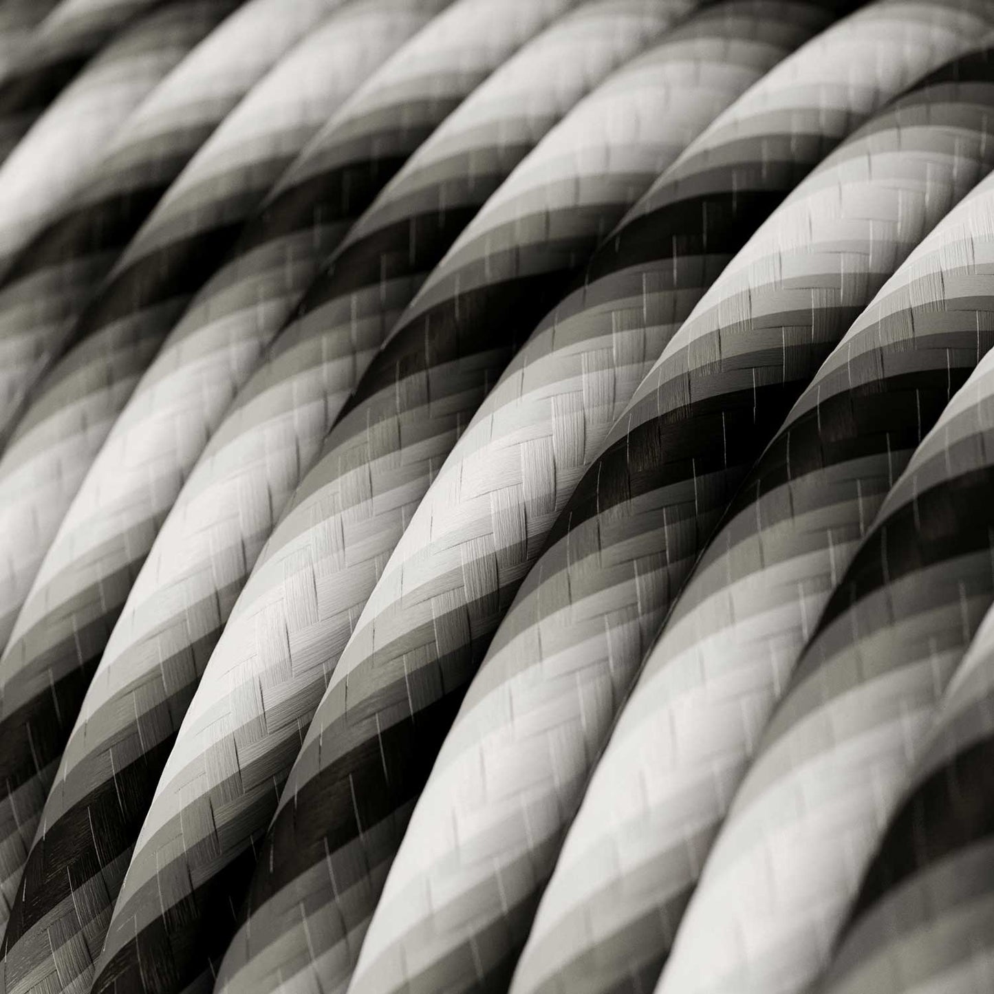 Round Electric Vertigo HD Cable covered by Mr Gray fabric ERM63