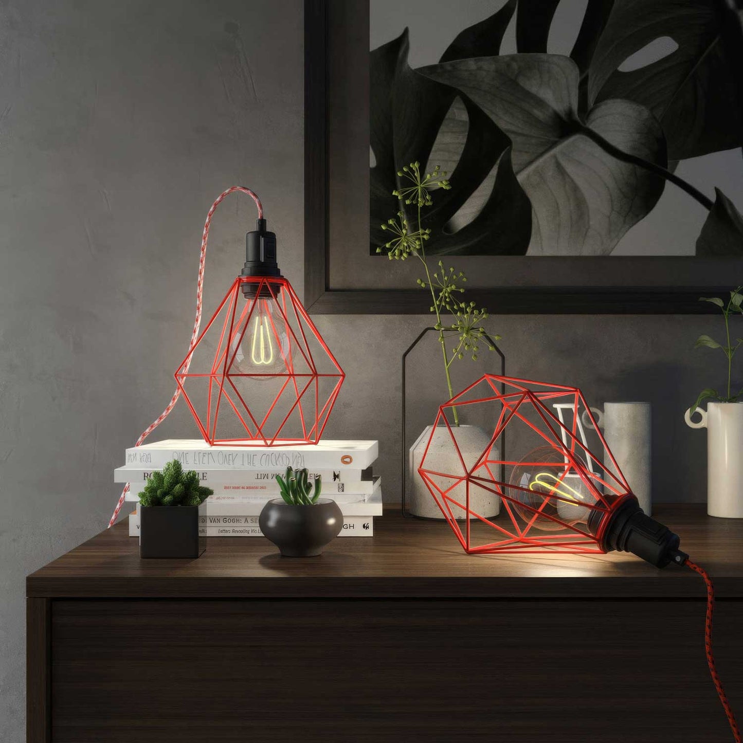 Table Snake - Lampada plug-in con spina UK e paralume a gabbia Diamond - Rosso