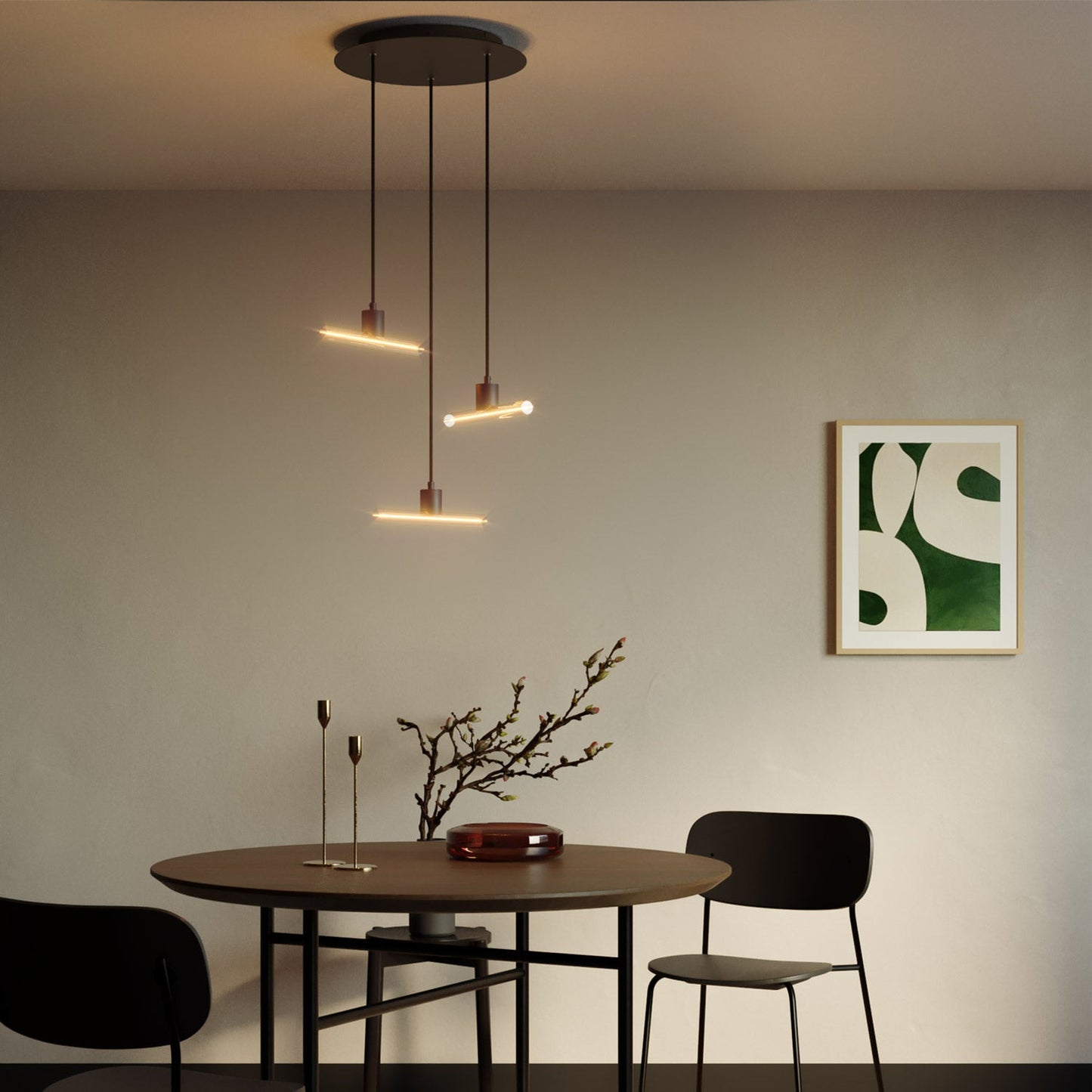 Lampada a sospensione a 3 cadute asimmetriche esse14 con Rose-One completa di cavo tessile e finiture in metallo - Nero