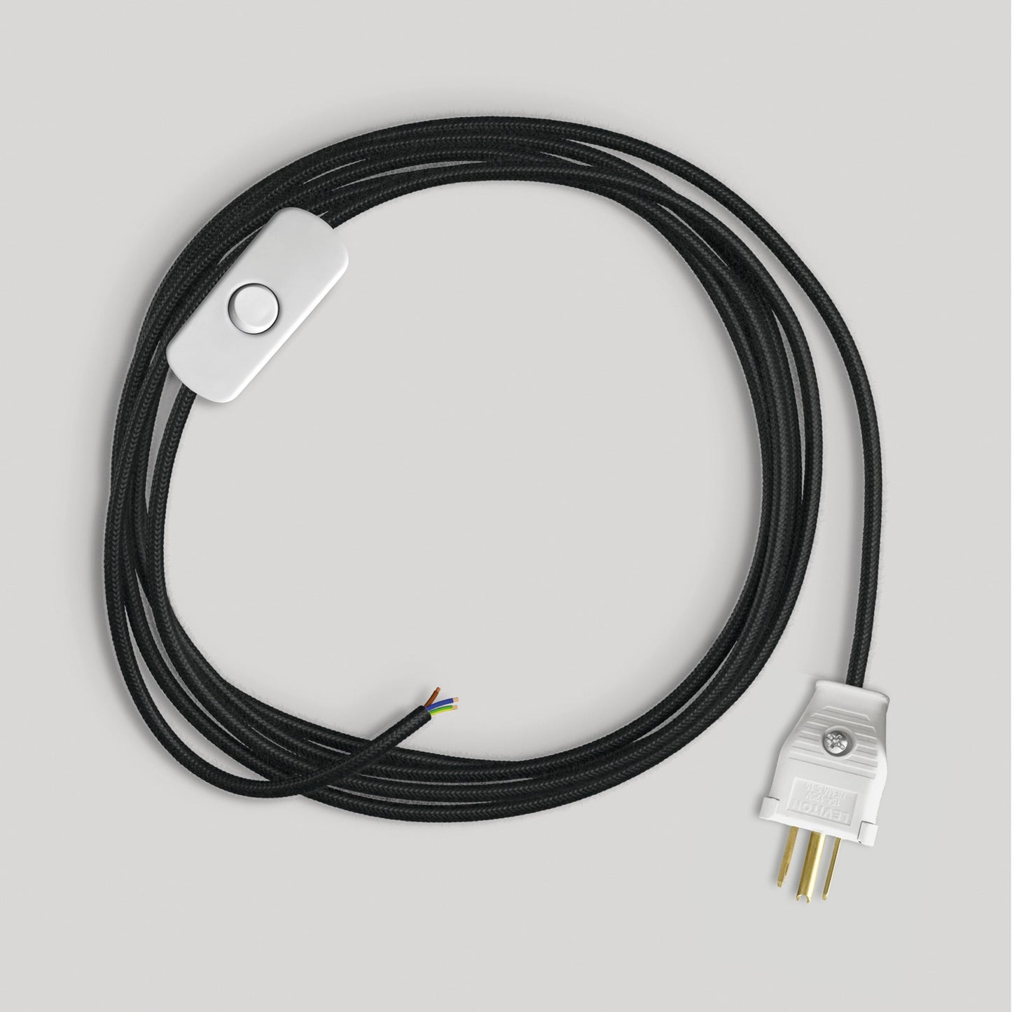 Cordset for lamp with black cable 6 ft